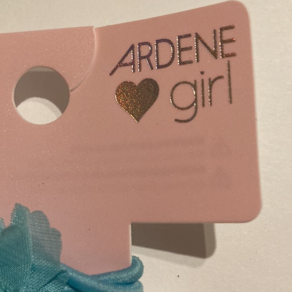 Ardene’s Girls Hair Tie Band and Flower Elastics - Picture 6 of 8